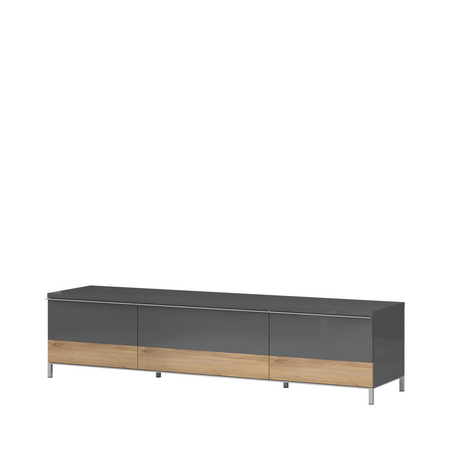 tv180-2k1f-on.jpg