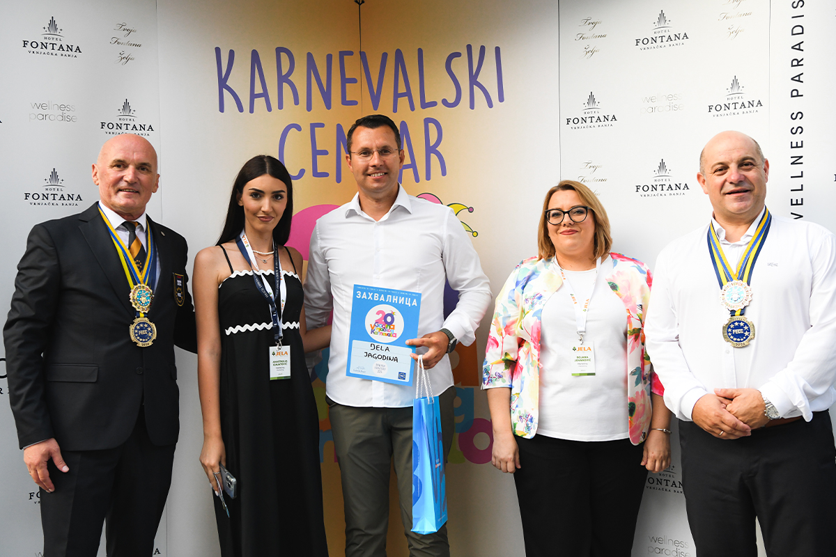 vr_karneval_povorka_1.jpg